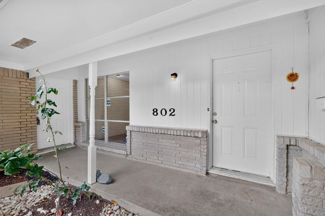 802 Wisteria Way, Richardson, TX 75080