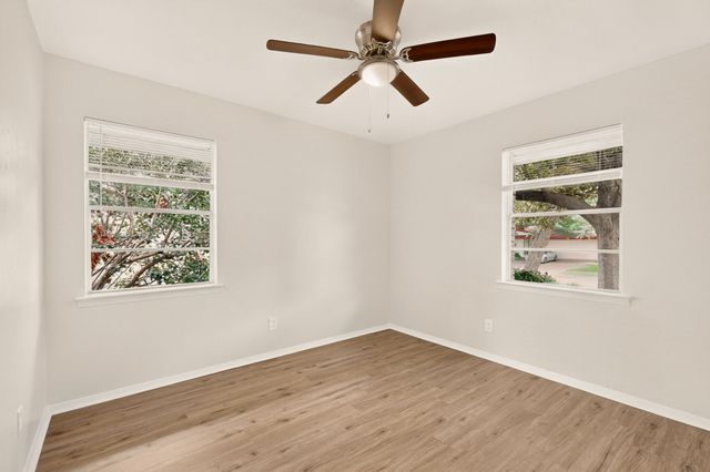 802 Wisteria Way, Richardson, TX 75080