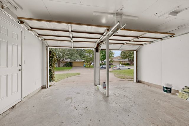 802 Wisteria Way, Richardson, TX 75080
