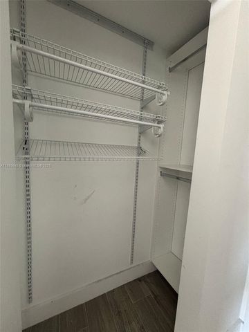 121 NE 34th St 1503, Miami, FL 33137