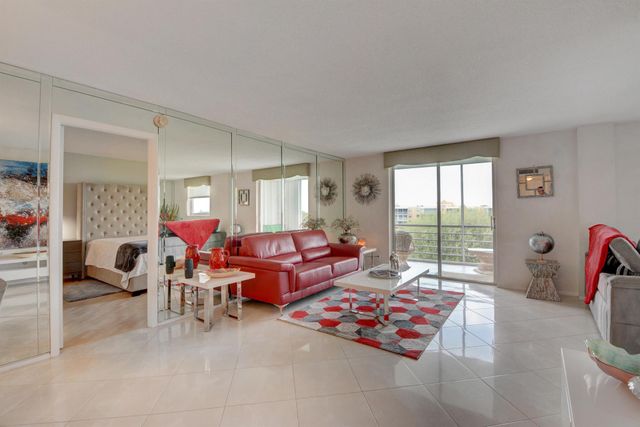 5301 NW 2nd Avenue Ph-G, Boca Raton, FL 33487