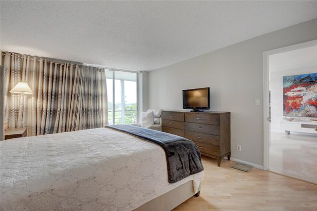 5301 NW 2nd Avenue Ph-G, Boca Raton, FL 33487