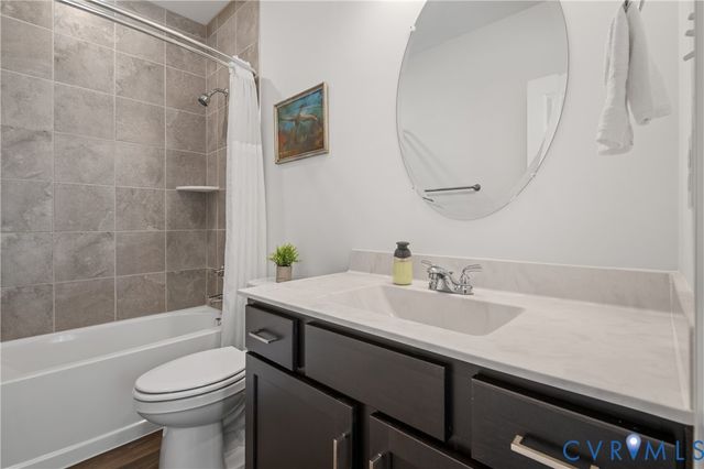 4614 Crossgate Rd, Chester, VA 23831