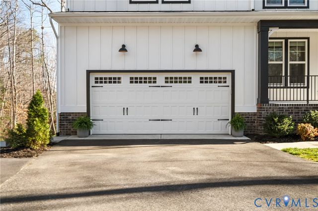 4614 Crossgate Rd, Chester, VA 23831