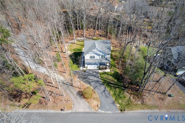 4614 Crossgate Rd, Chester, VA 23831