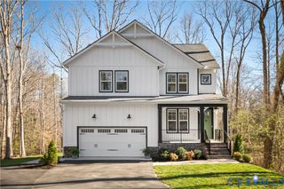 4614 Crossgate Rd, Chester, VA 23831