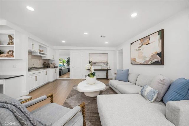 11269 Primrose Avenue, Fountain Valley, CA 92708