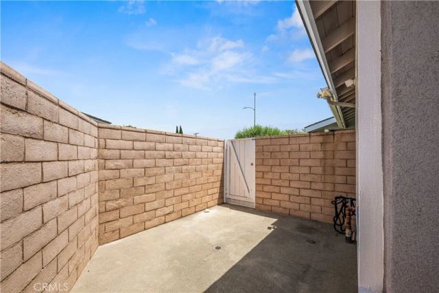 11269 Primrose Avenue, Fountain Valley, CA 92708