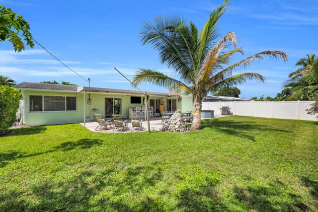 804 N Cinnamon Road, North Palm Beach, FL 33408