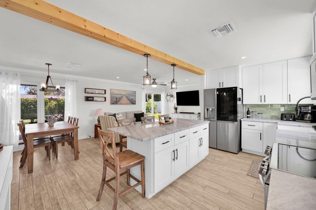 804 N Cinnamon Road, North Palm Beach, FL 33408