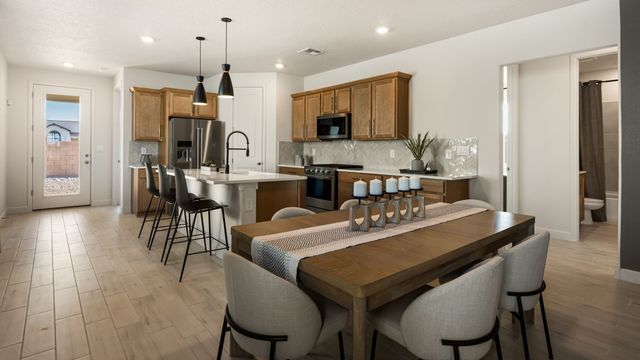 4233 Via De Ventura, Santa Fe, NM 87507