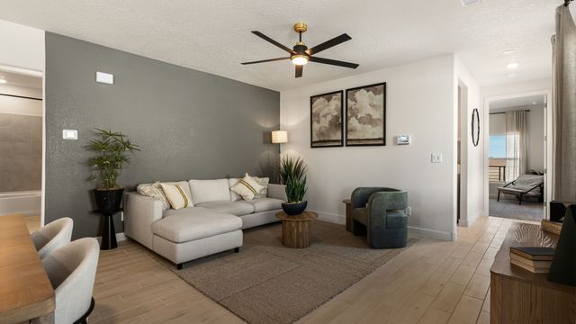 4233 Via De Ventura, Santa Fe, NM 87507