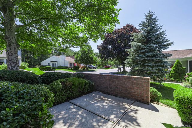 32 Chippendale Drive, Mount Sinai, NY 11766