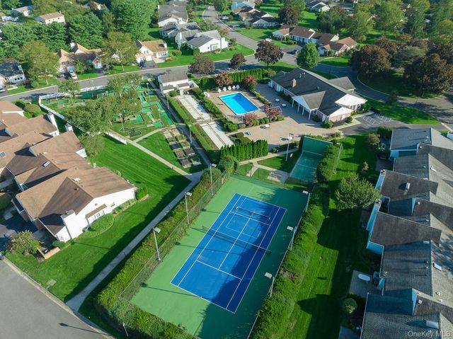 32 Chippendale Drive, Mount Sinai, NY 11766