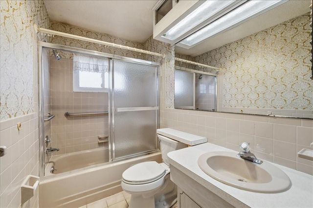 10197 44TH STREET N, Pinellas Park, FL 33782