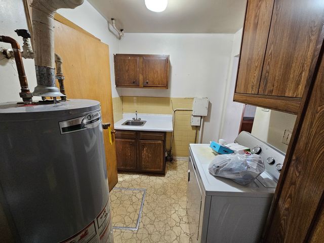 8500 Parkside Avenue, Burbank, IL 60459