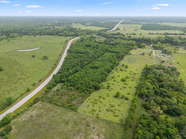 250 County Road 275, Cedar Lake, TX 77414