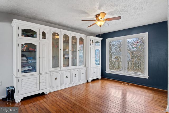 15500 LAUREL RIDGE RD, Dumfries, VA 22025