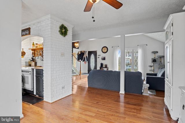 15500 LAUREL RIDGE RD, Dumfries, VA 22025