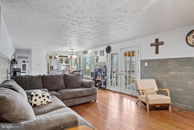 15500 LAUREL RIDGE RD, Dumfries, VA 22025