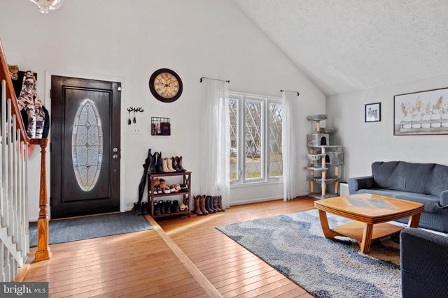 15500 LAUREL RIDGE RD, Dumfries, VA 22025