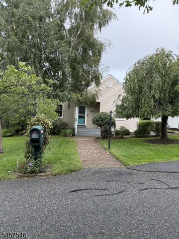 10 Arcata Ln, West Milford Twp., NJ 07480
