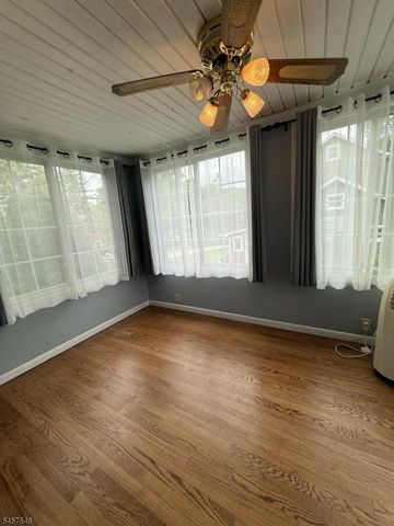 10 Arcata Ln, West Milford Twp., NJ 07480
