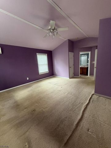 10 Arcata Ln, West Milford Twp., NJ 07480