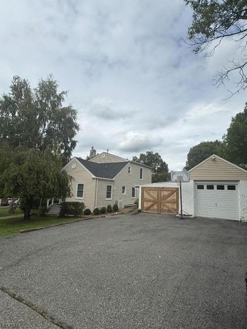 10 Arcata Ln, West Milford Twp., NJ 07480