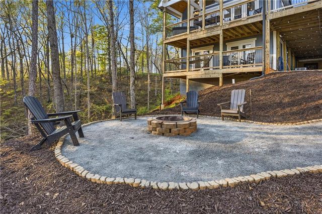 84 Ridge Line Trail, Ellijay, GA 30540