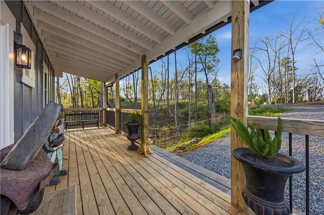 84 Ridge Line Trail, Ellijay, GA 30540