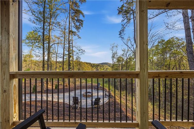 84 Ridge Line Trail, Ellijay, GA 30540