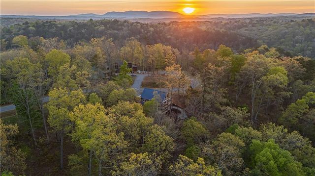 84 Ridge Line Trail, Ellijay, GA 30540