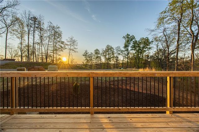 84 Ridge Line Trail, Ellijay, GA 30540