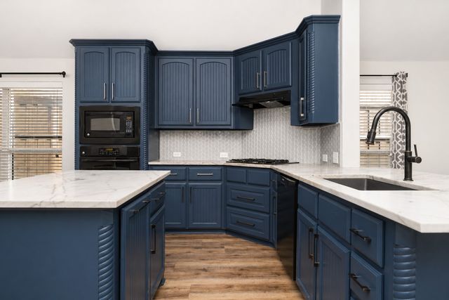 1401 Enchanted Rock Trail, Mckinney, TX 75072