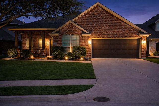 1401 Enchanted Rock Trail, Mckinney, TX 75072