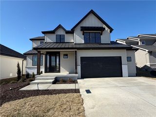 16212 S Twilight Lane, Olathe, KS 66062