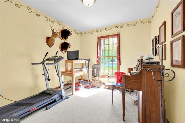 25 CHURCH LN, Jonestown, PA 17038
