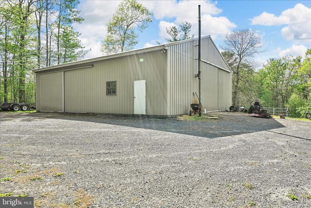25 CHURCH LN, Jonestown, PA 17038