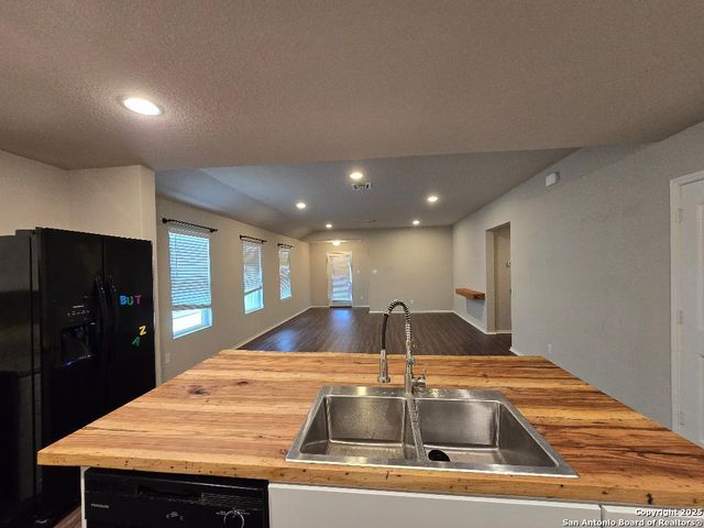 1792 HEATHER GLEN DR, New Braunfels, TX 78130