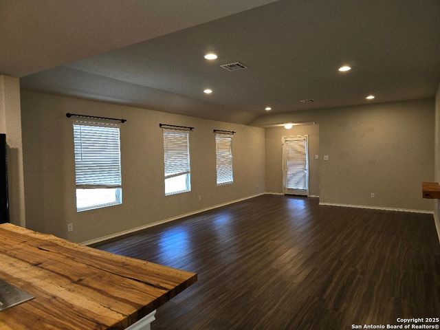 1792 HEATHER GLEN DR, New Braunfels, TX 78130