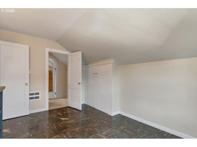 1970 MAPLE Ave Ne, Salem, OR 97301