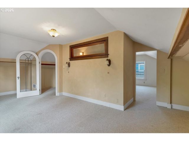 1970 MAPLE Ave Ne, Salem, OR 97301