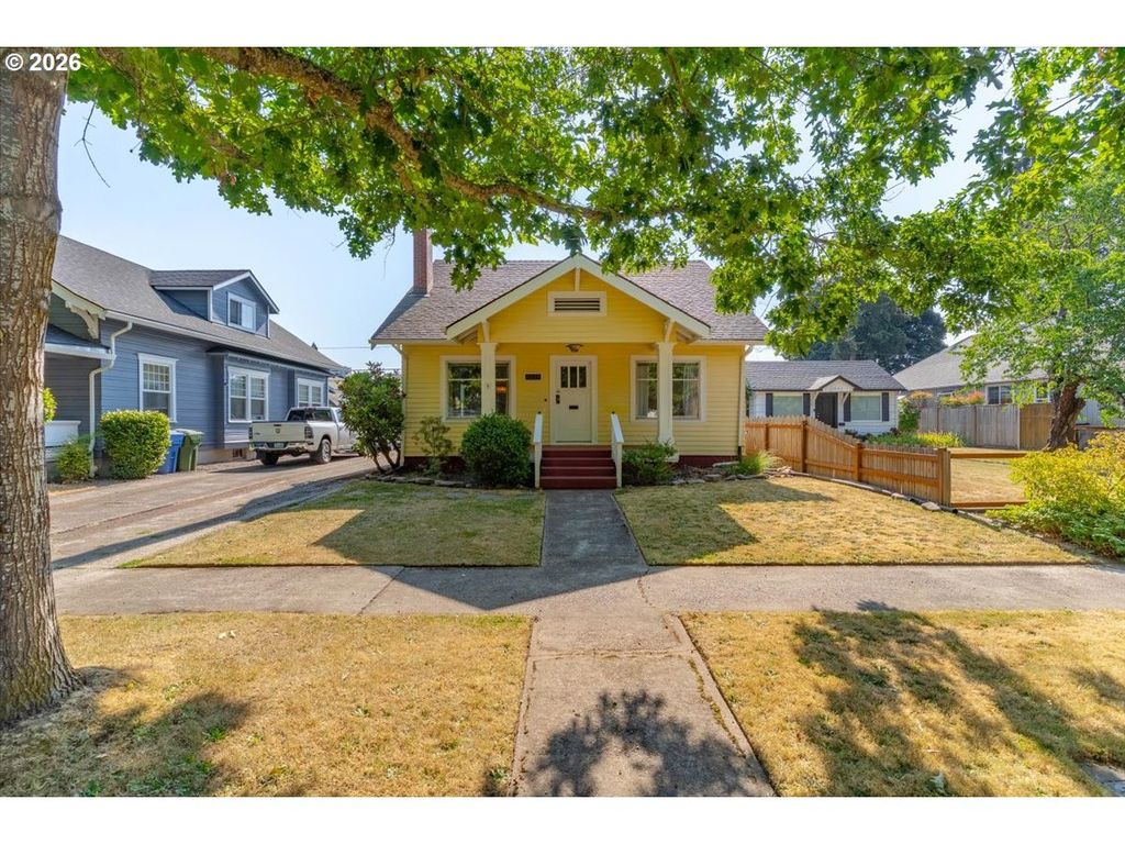 1970 MAPLE Ave Ne, Salem, OR 97301