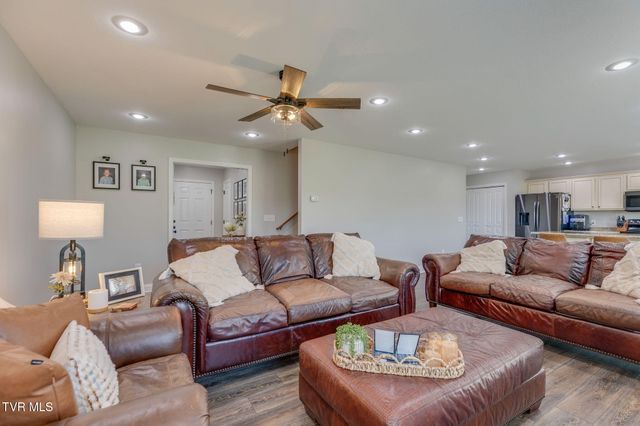 113 Waverly Court, Jonesborough, TN 37659