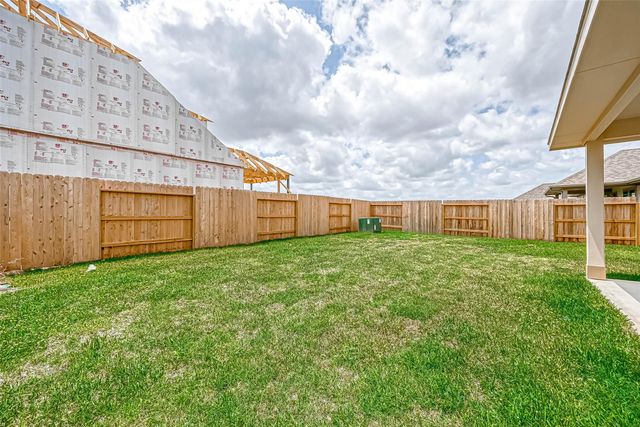 2611 Westward Hill Drive, Fresno, TX 77545