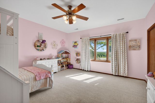 303 S 12th Street, Guthrie Center, IA 50115