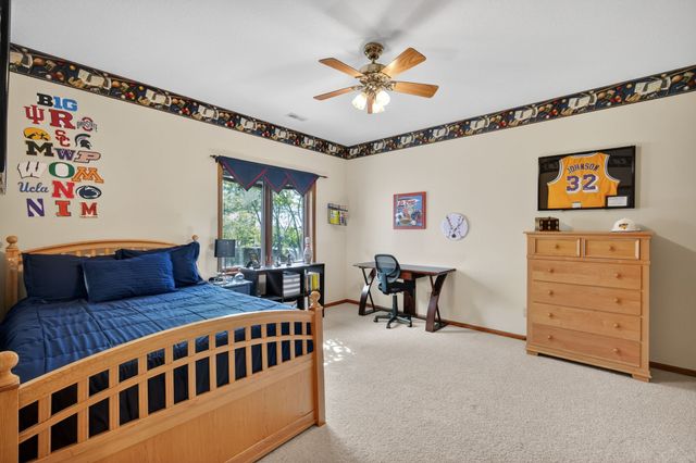 303 S 12th Street, Guthrie Center, IA 50115