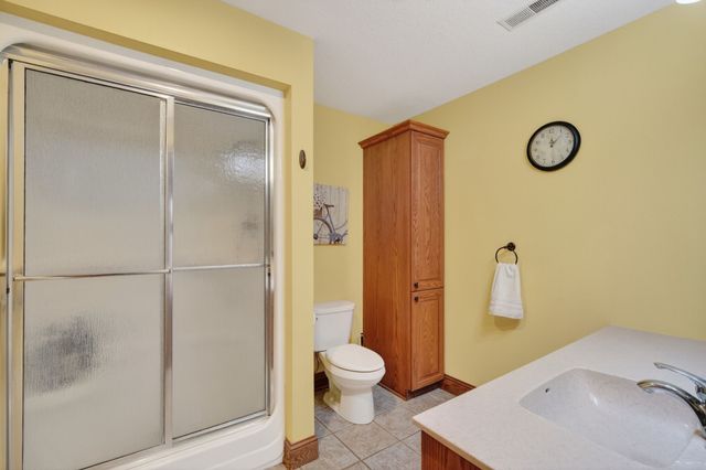 303 S 12th Street, Guthrie Center, IA 50115