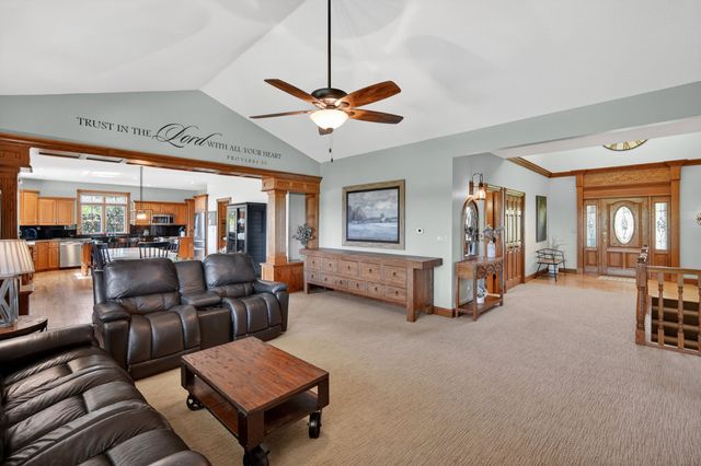 303 S 12th Street, Guthrie Center, IA 50115